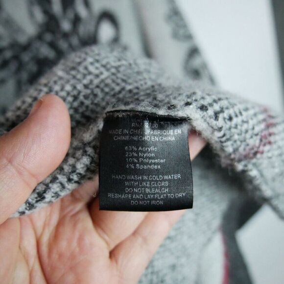 Maxsport Women's Size S Gray Black Sweater Cardigan Coat Big Paisley - Picture 6 of 12